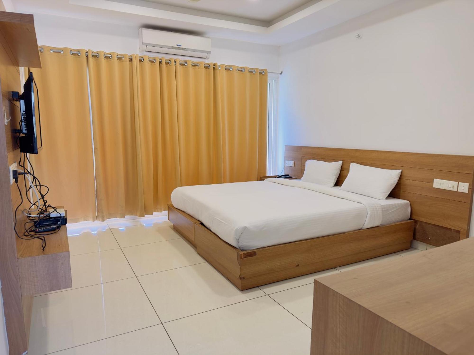 Hotel Lets Stay Kochi Exterior photo