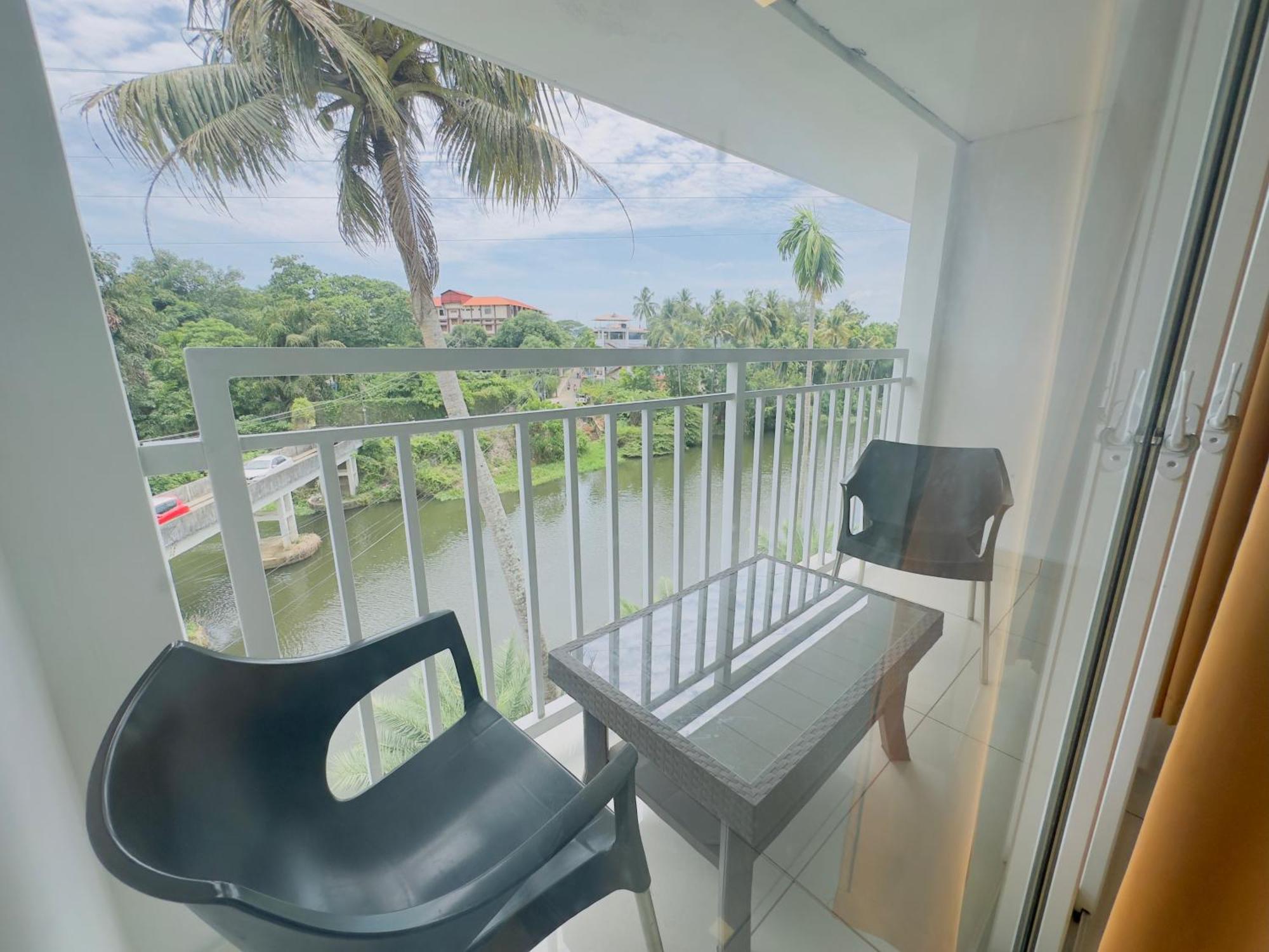 Hotel Lets Stay Kochi Exterior photo
