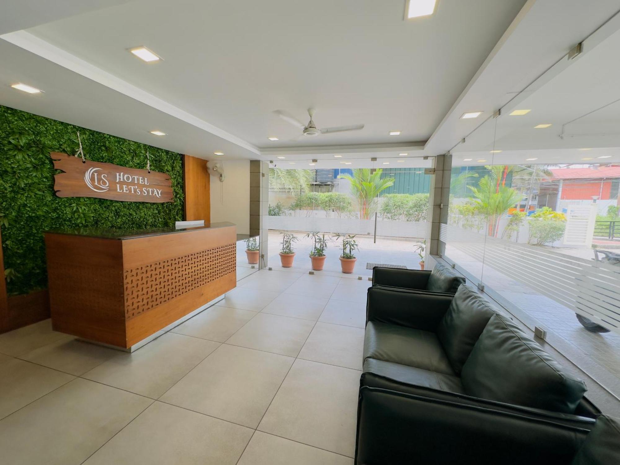 Hotel Lets Stay Kochi Exterior photo