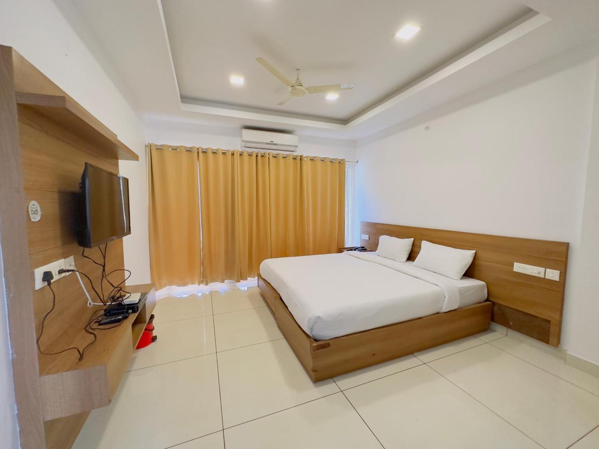 Hotel Lets Stay Kochi Exterior photo