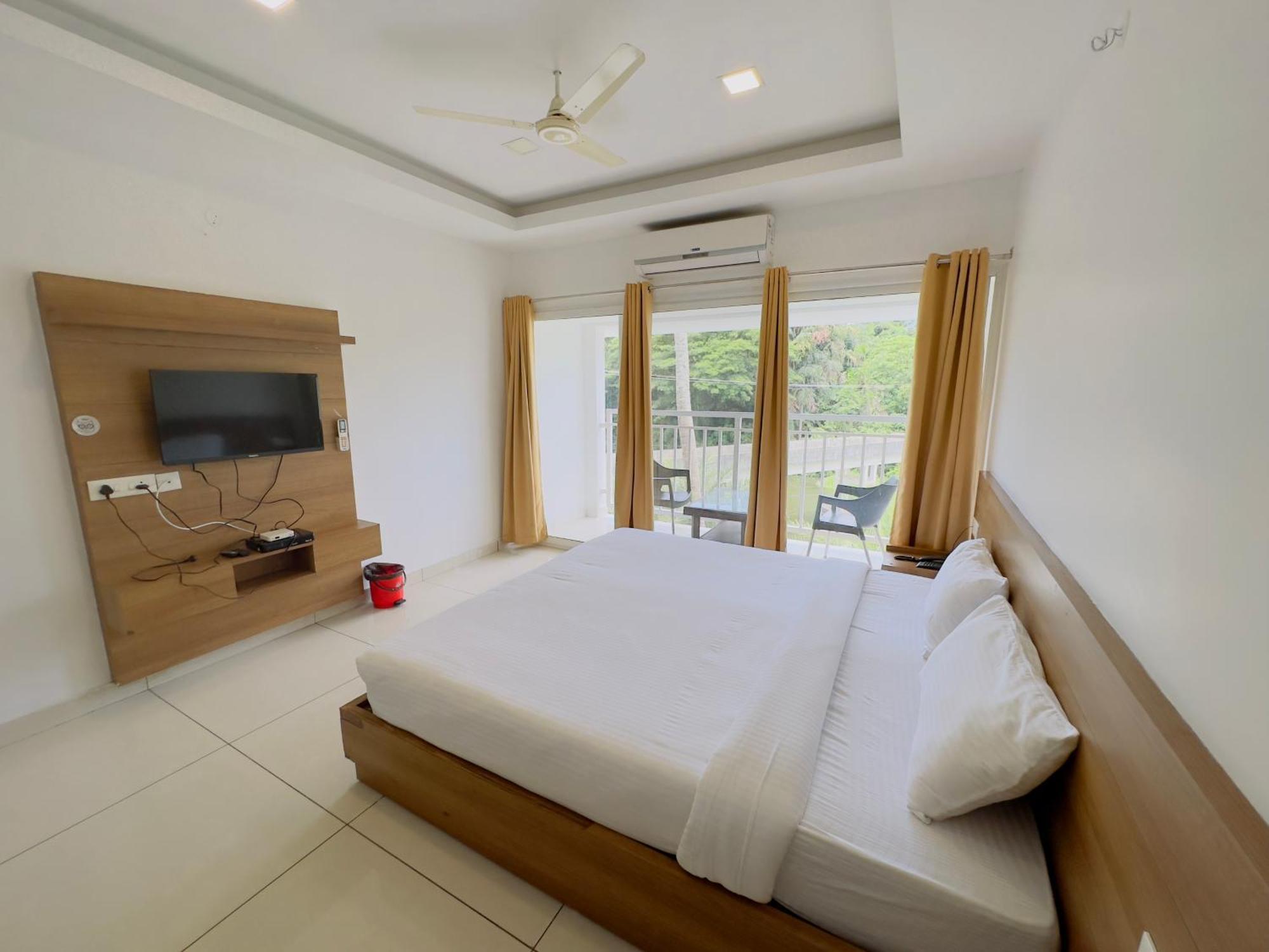 Hotel Lets Stay Kochi Exterior photo