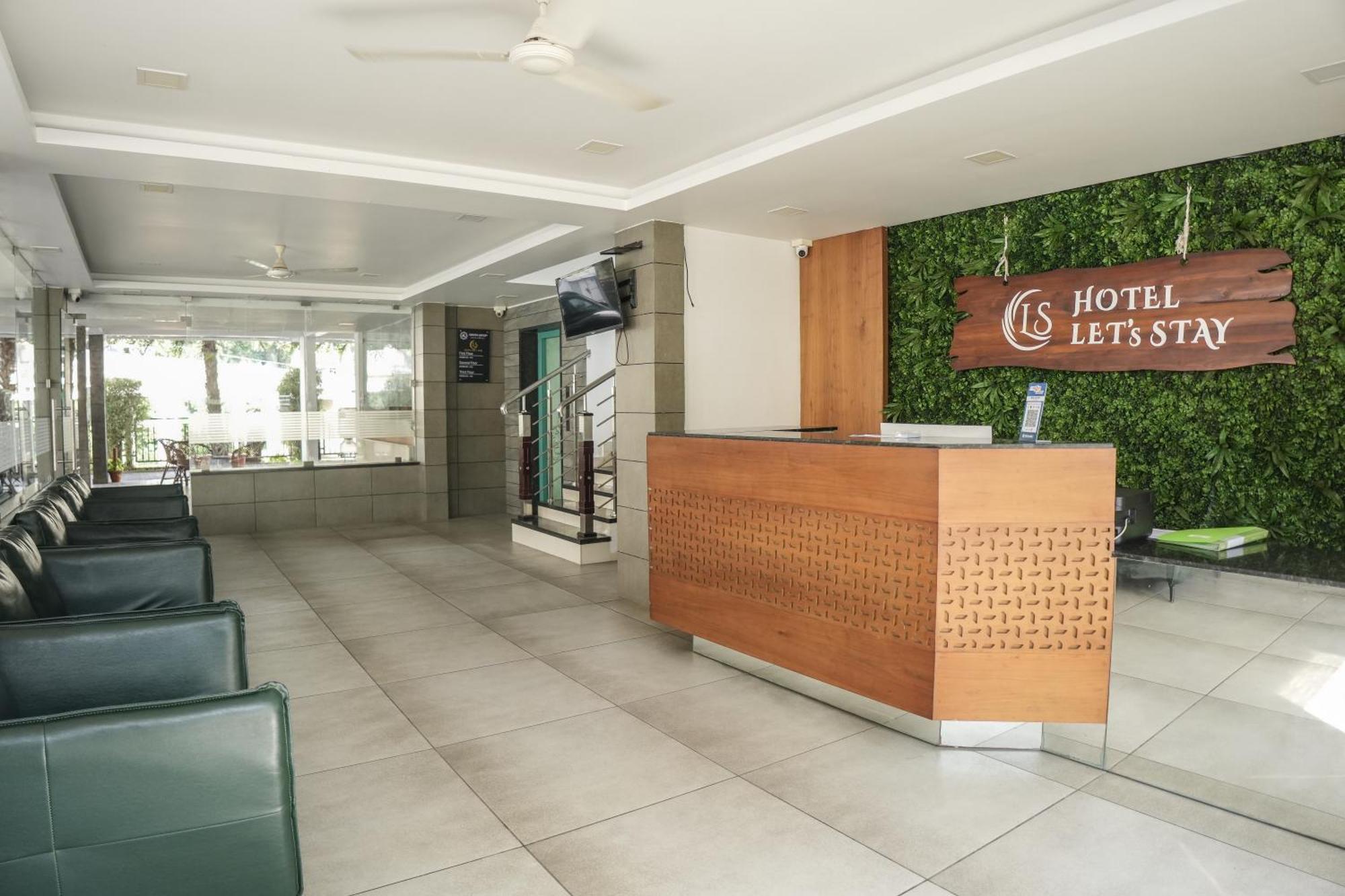 Hotel Lets Stay Kochi Exterior photo