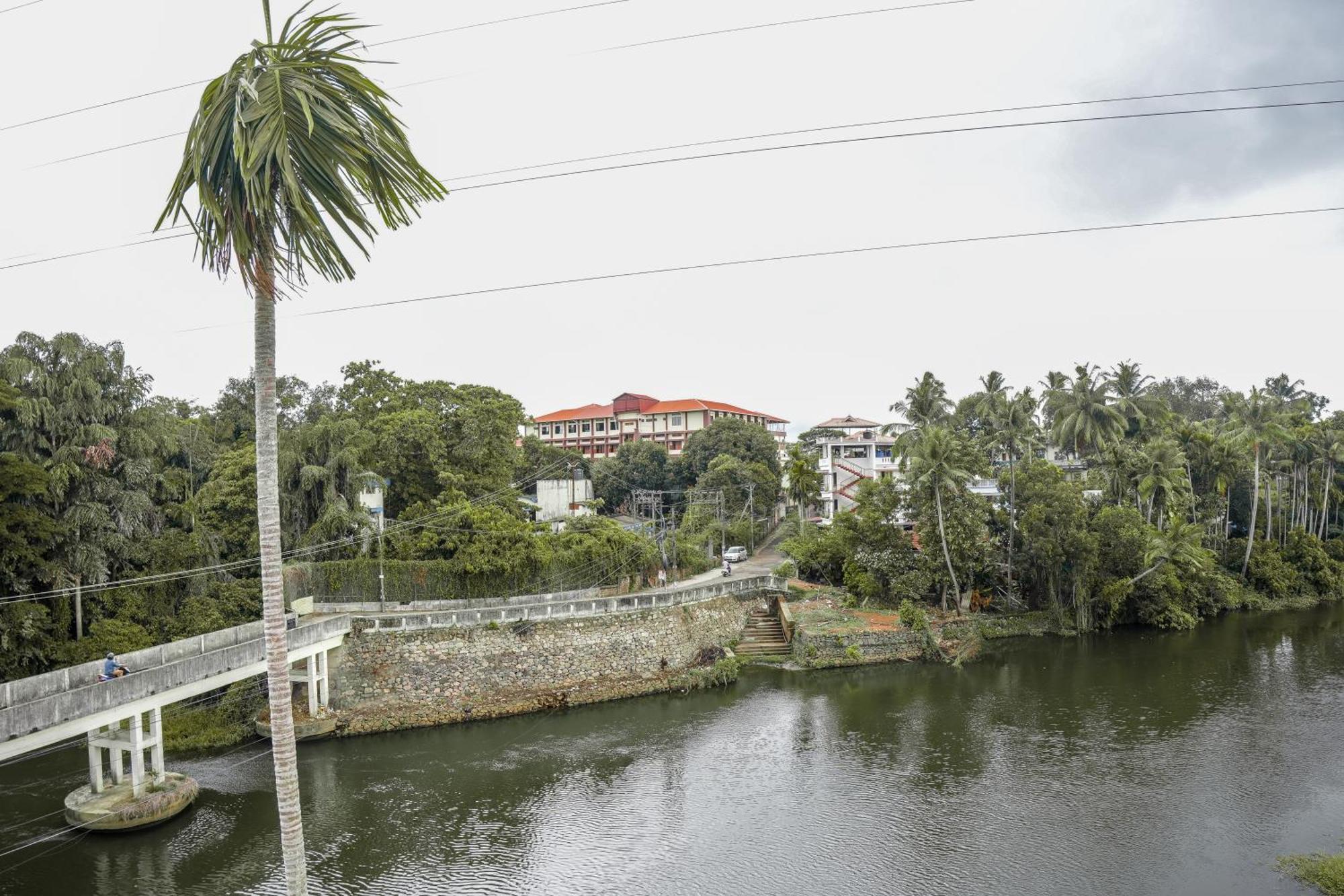 Hotel Lets Stay Kochi Exterior photo